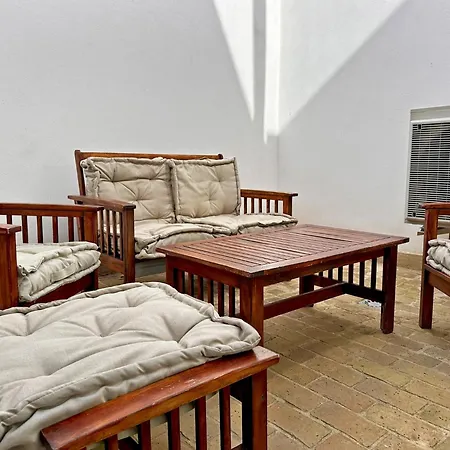 Sherry De La Riva - Ole Solutions * Jerez de la Frontera